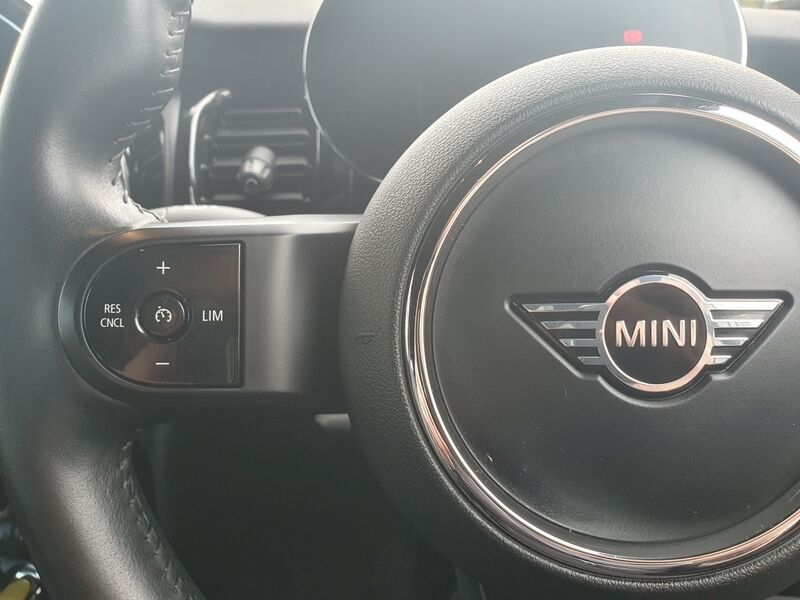 More views of MINI Hatch