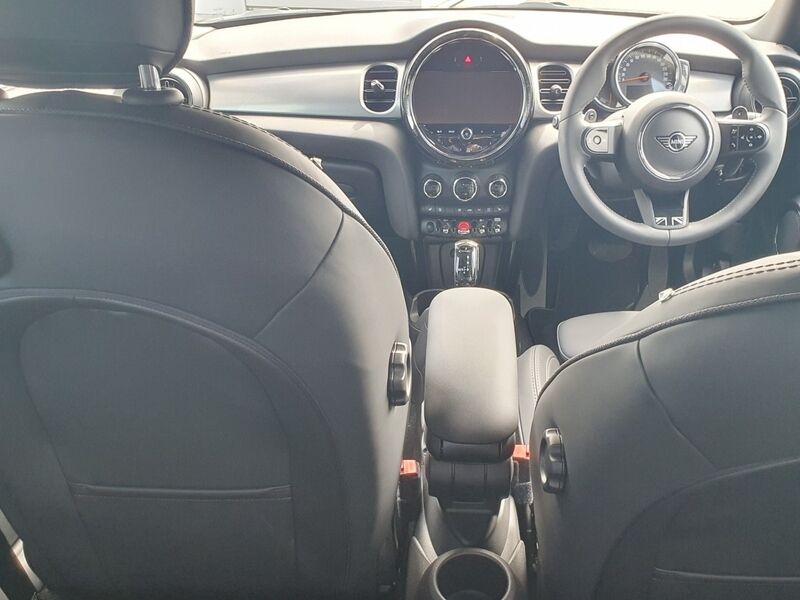 More views of MINI hatch