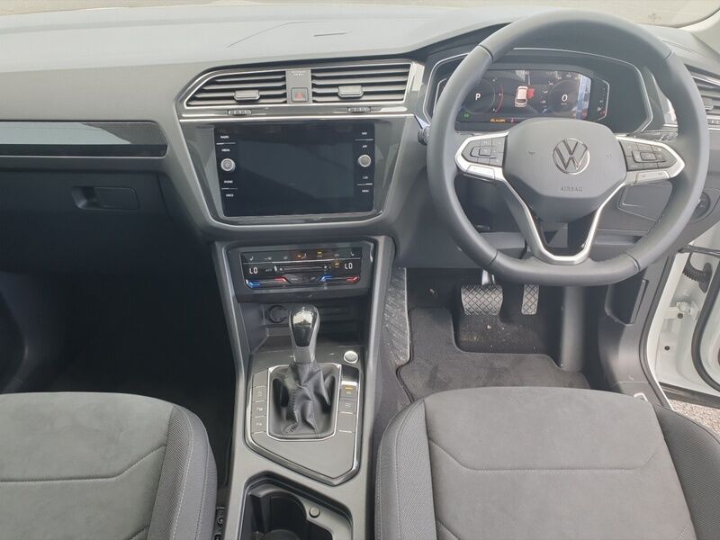 More views of Volkswagen Tiguan