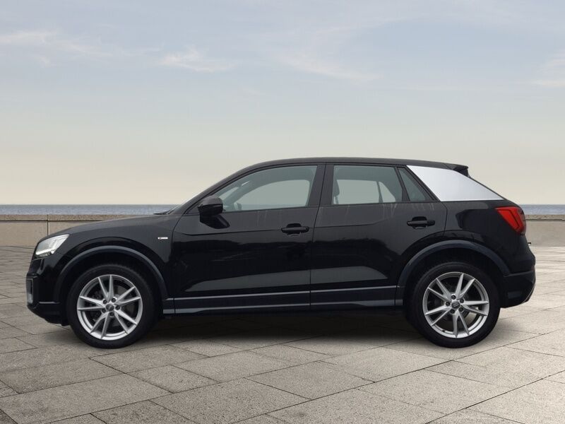 More views of Audi Q2