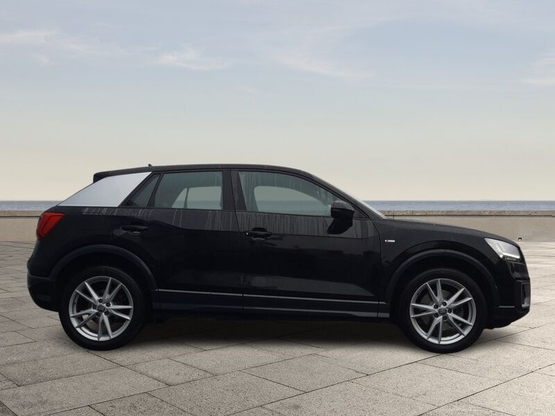 More views of Audi Q2