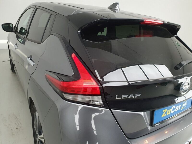 More views of Nissan Leaf