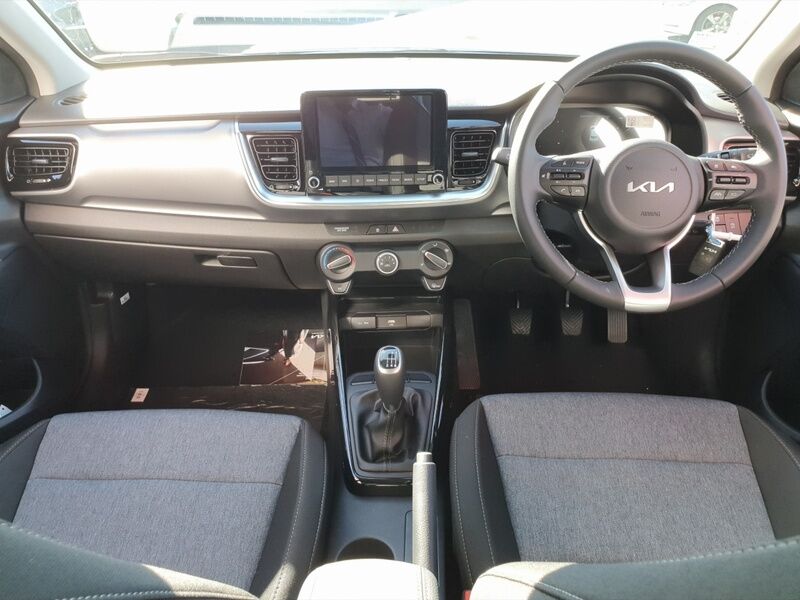 More views of Kia Stonic