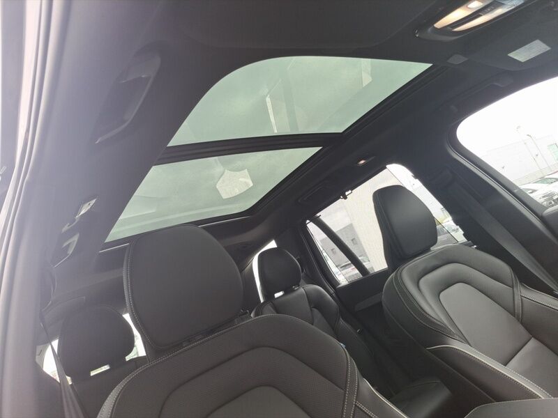 More views of Volvo XC90