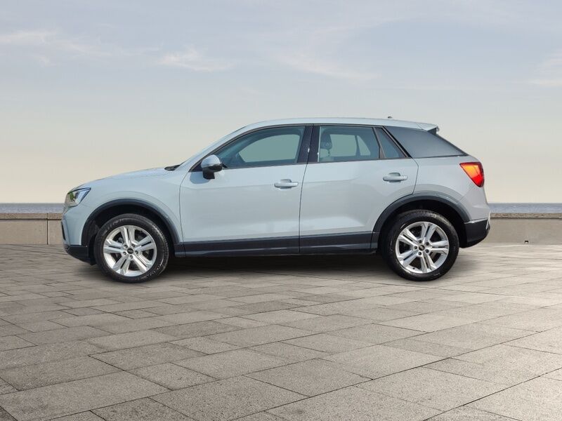 More views of Audi Q2