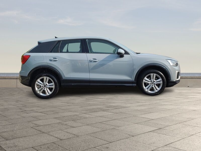 More views of Audi Q2