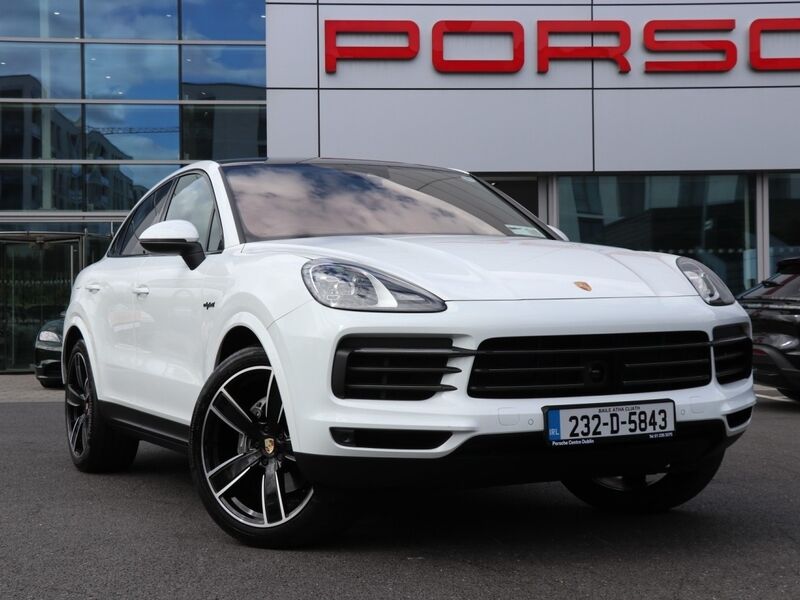 More views of Porsche Cayenne