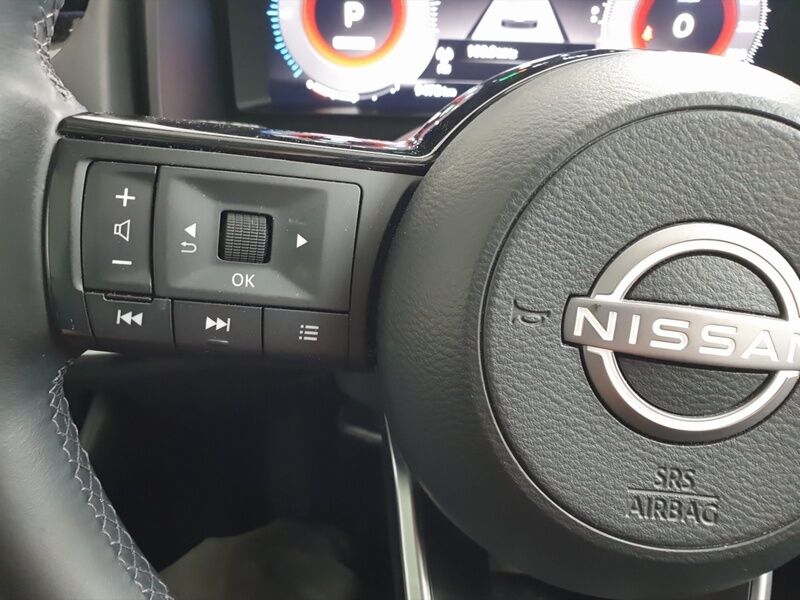 More views of Nissan QASHQAI