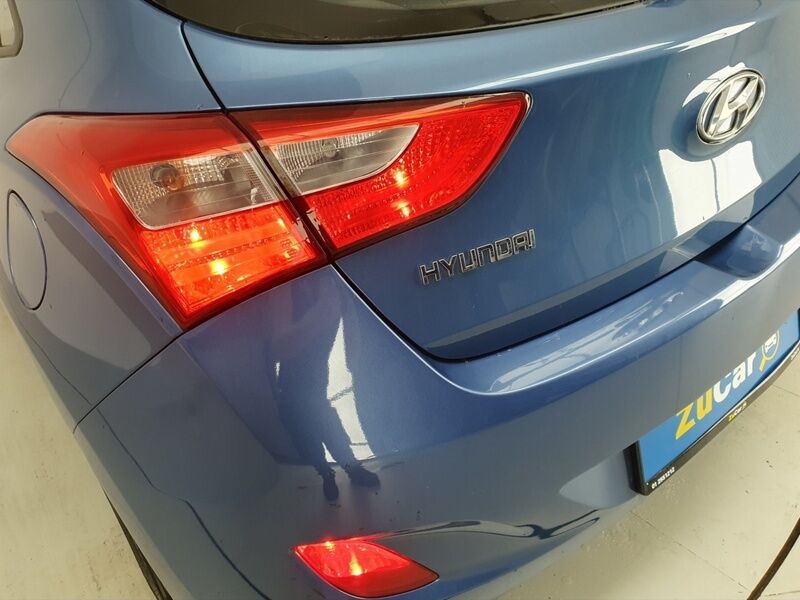 More views of Hyundai i30