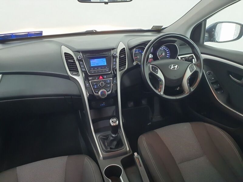 More views of Hyundai i30