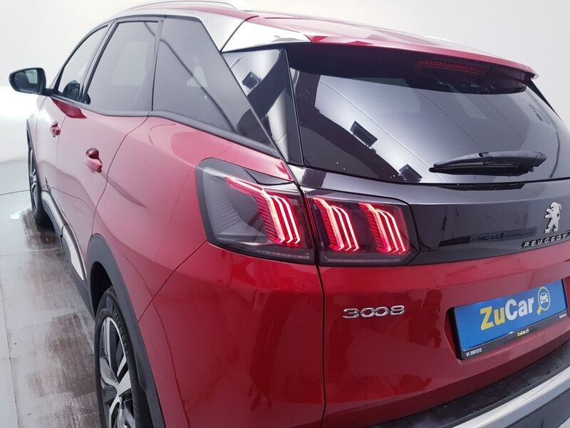 More views of Peugeot 3008