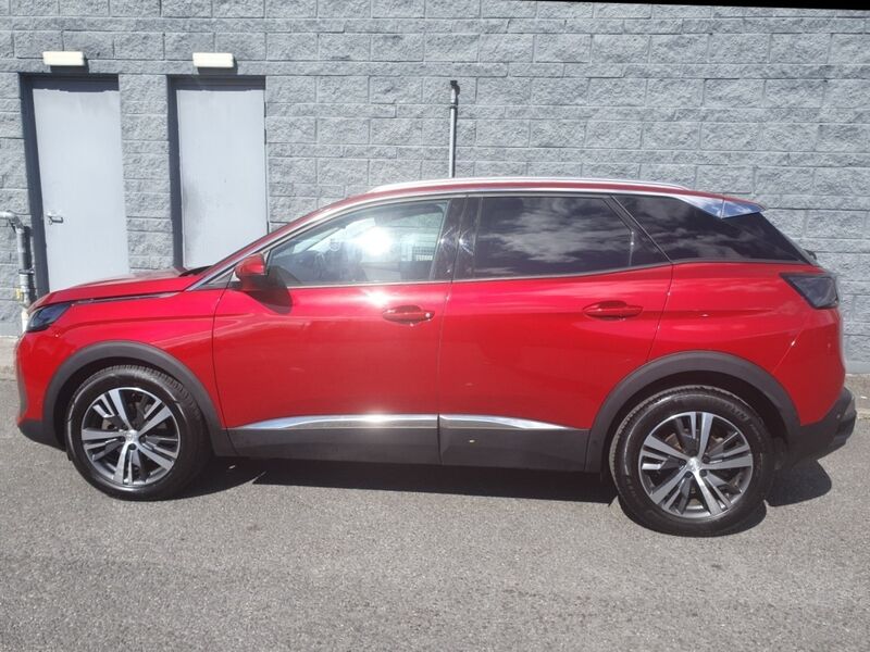 More views of Peugeot 3008