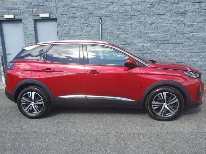 More views of Peugeot 3008