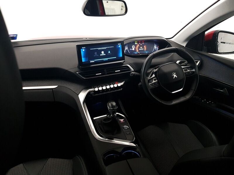 More views of Peugeot 3008