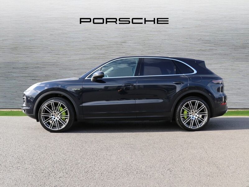 More views of Porsche Cayenne