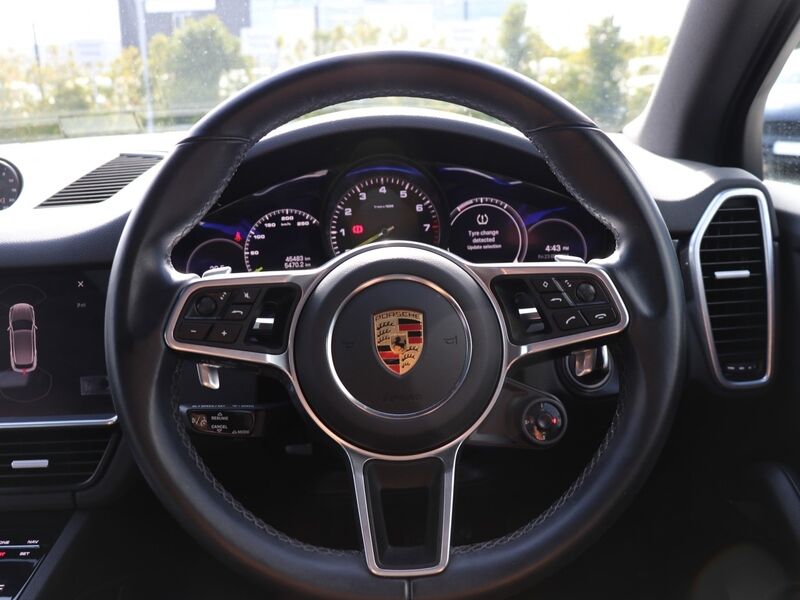 More views of Porsche Cayenne