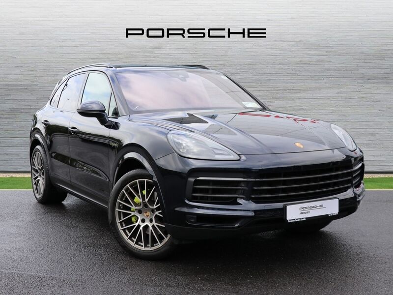 More views of Porsche Cayenne