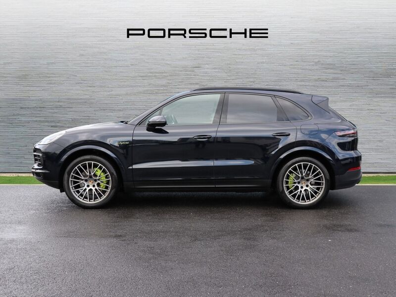 More views of Porsche Cayenne