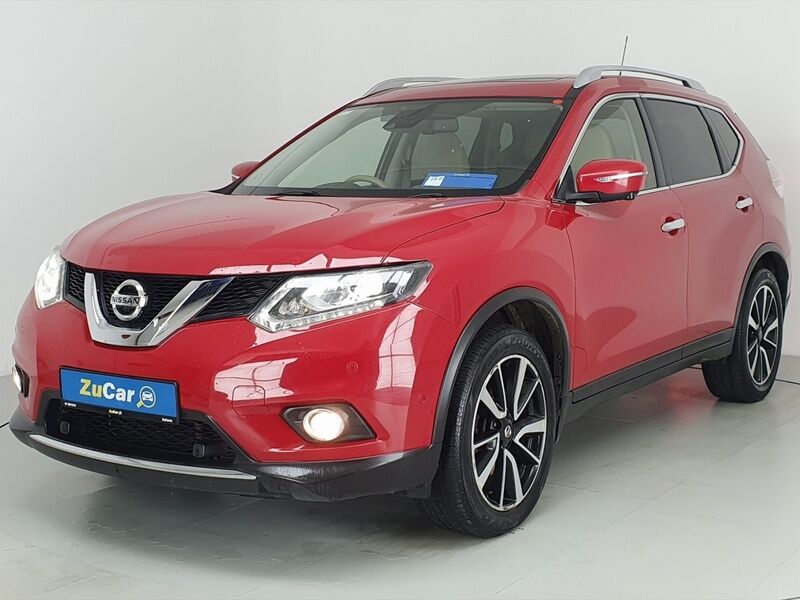 More views of Nissan X-Trail