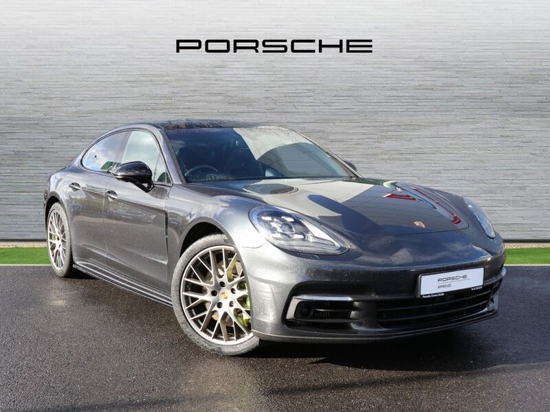 More views of Porsche Panamera