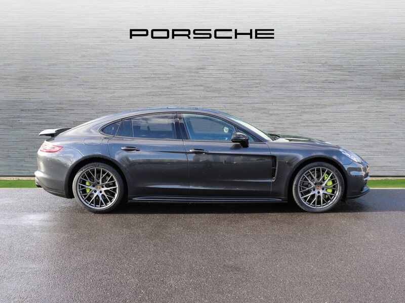 More views of Porsche Panamera