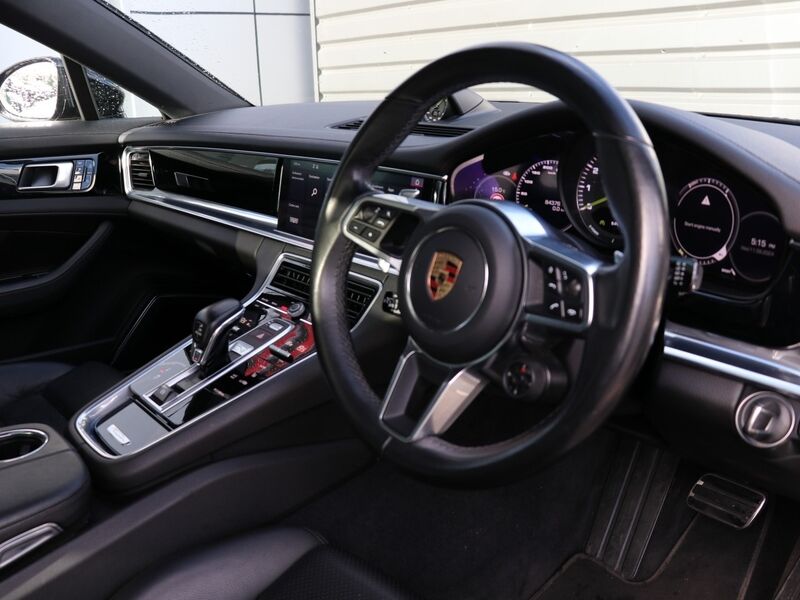 More views of Porsche Panamera