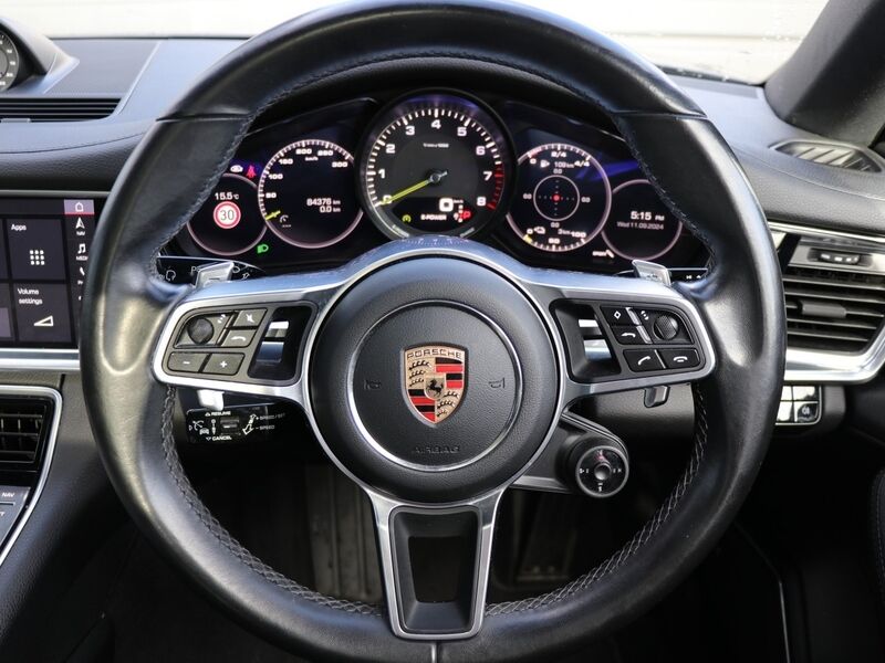 More views of Porsche Panamera