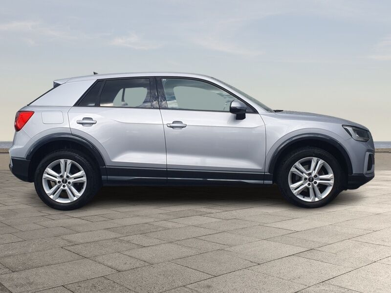 More views of Audi Q2