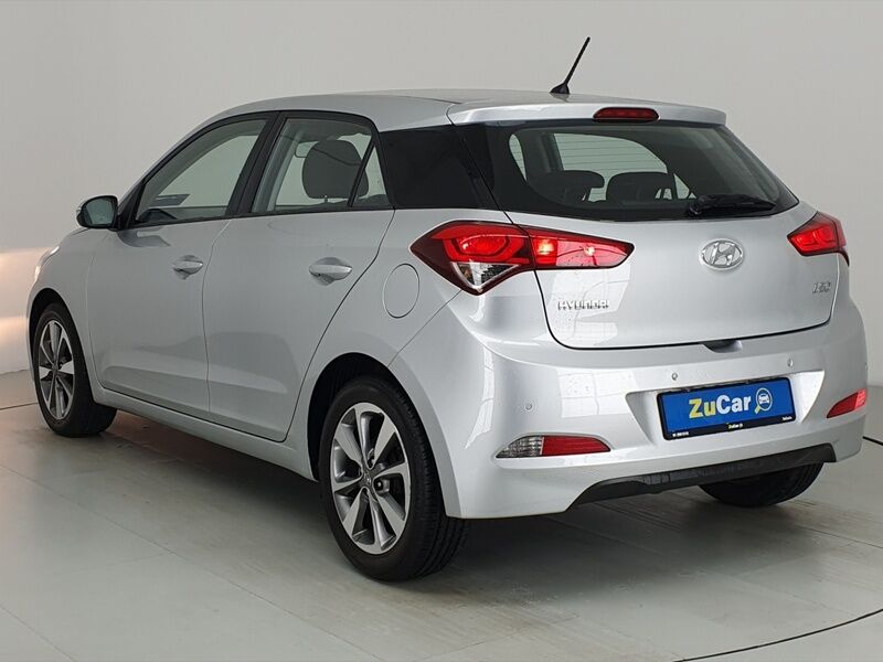 More views of Hyundai i20