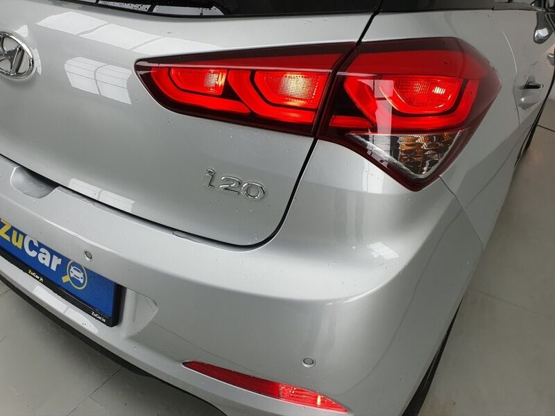 More views of Hyundai i20