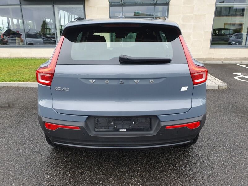 More views of Volvo XC40