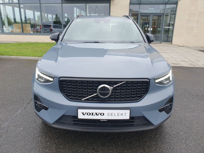 More views of Volvo XC40