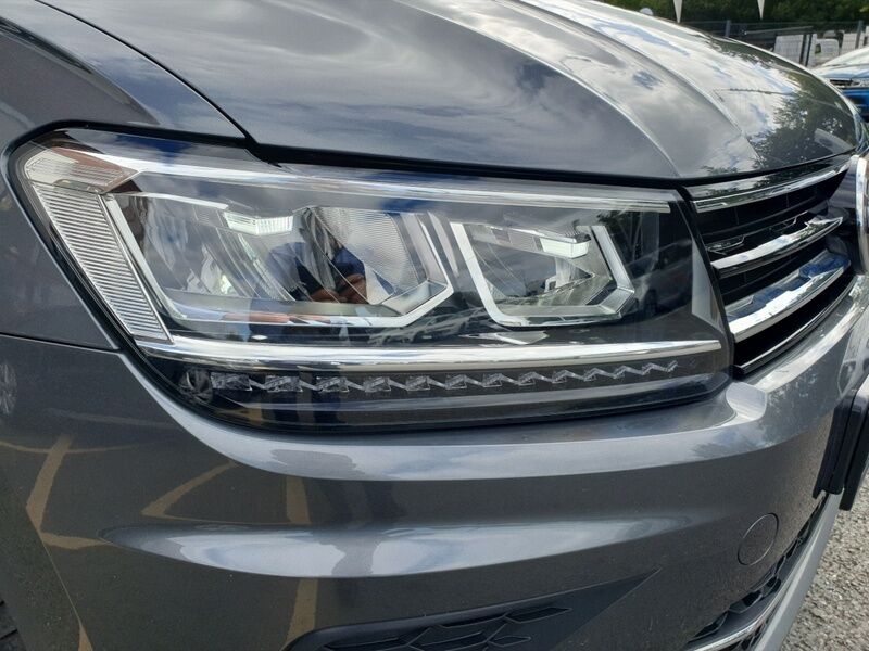 More views of Volkswagen Tiguan