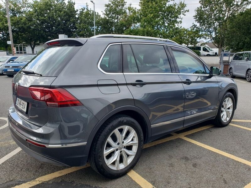 More views of Volkswagen Tiguan