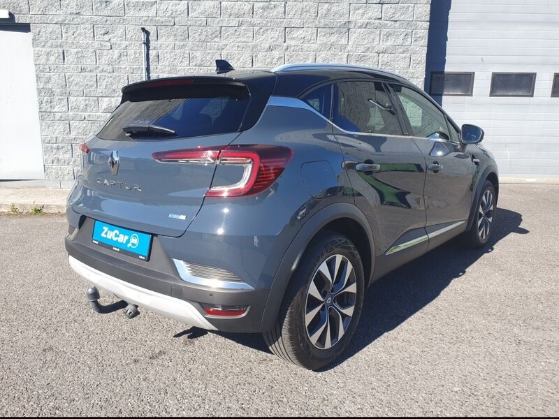 More views of Renault Captur