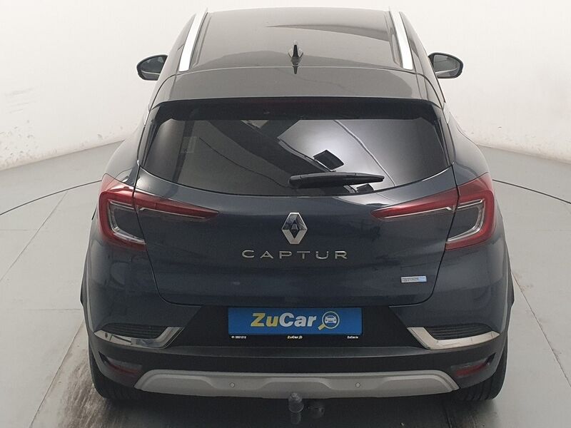 More views of Renault Captur