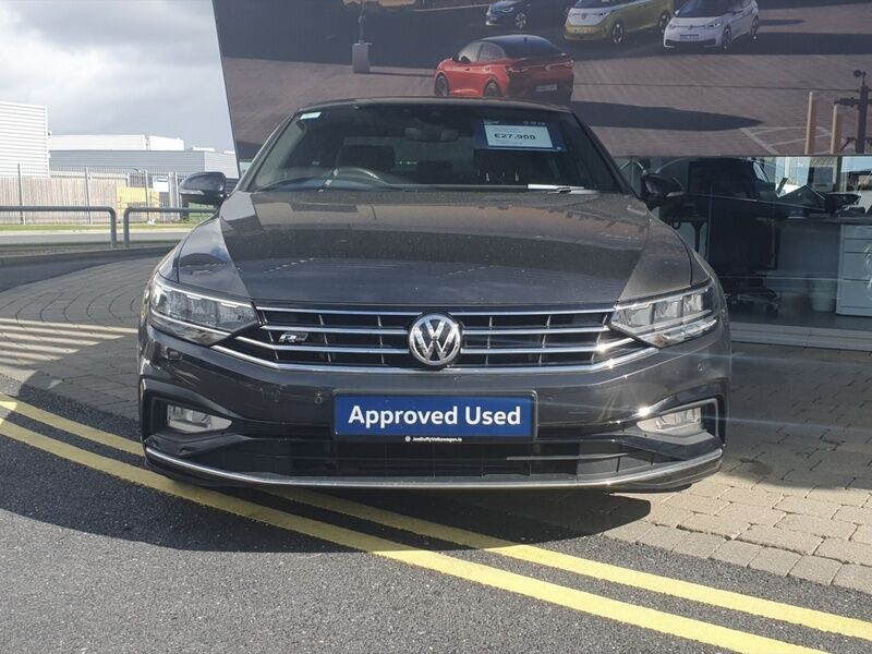 More views of Volkswagen Passat