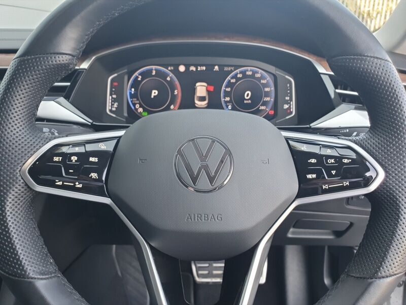 More views of Volkswagen Arteon