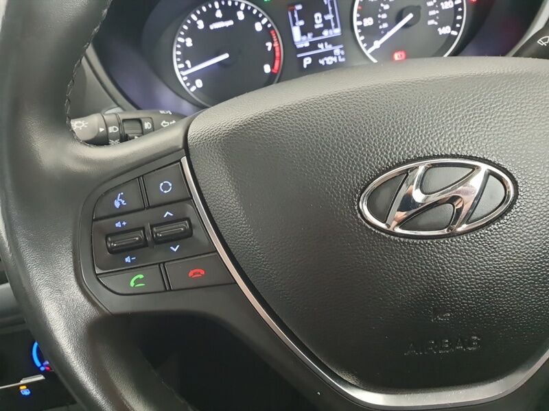 More views of Hyundai i20