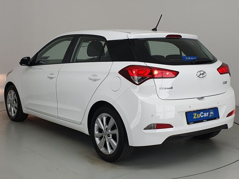 More views of Hyundai i20