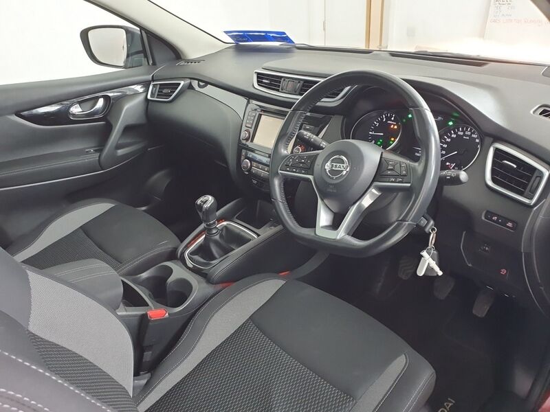 More views of Nissan QASHQAI