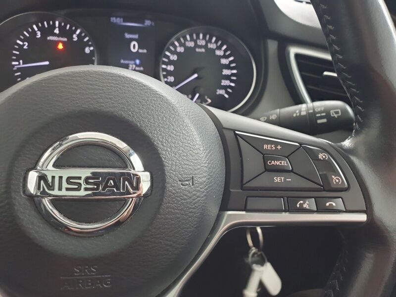 More views of Nissan QASHQAI