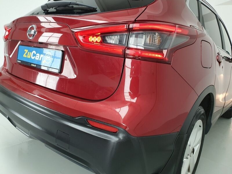 More views of Nissan QASHQAI