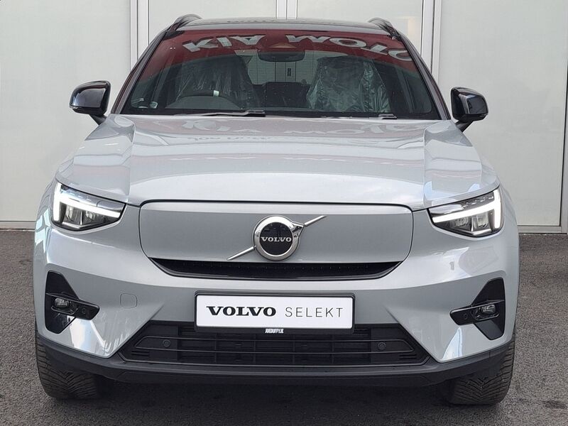 More views of Volvo XC40