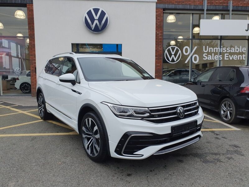 More views of Volkswagen Tiguan Allspace