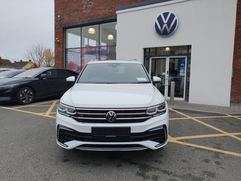 More views of Volkswagen Tiguan Allspace