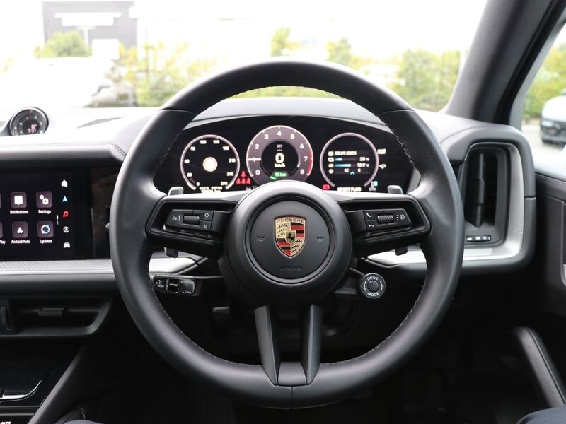 More views of Porsche Cayenne