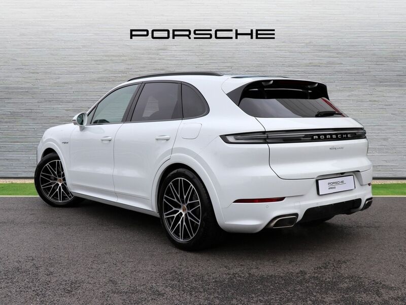 More views of Porsche Cayenne