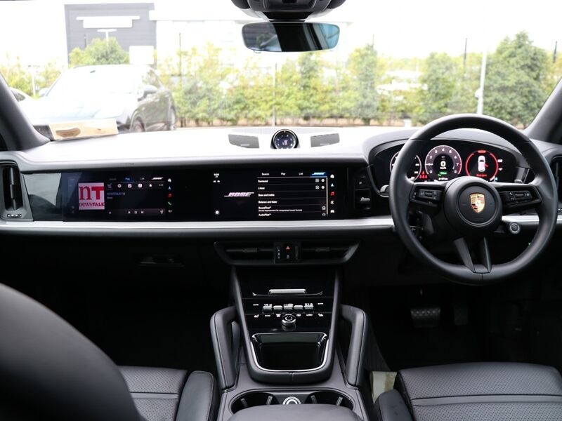 More views of Porsche Cayenne