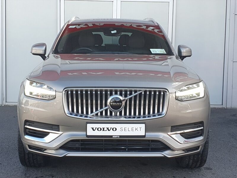 More views of Volvo XC90